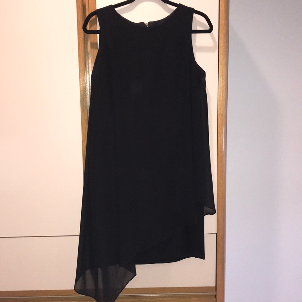 Vince Camuto black sleeveless Dress
